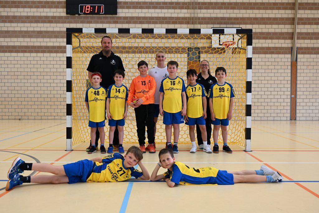 U11 Experts